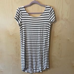 T-shirt dress